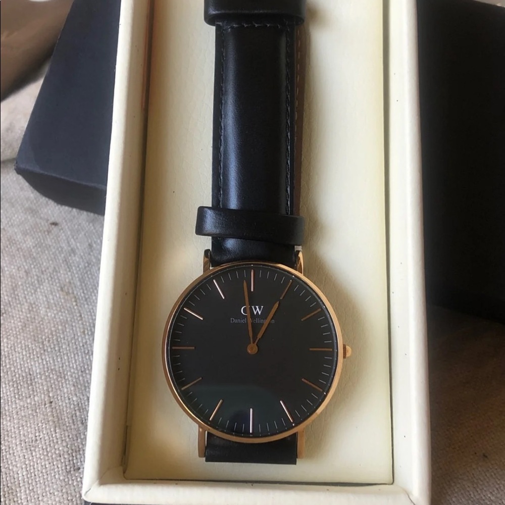 Daniel Wellington 36mm Classic Black Sheffield.